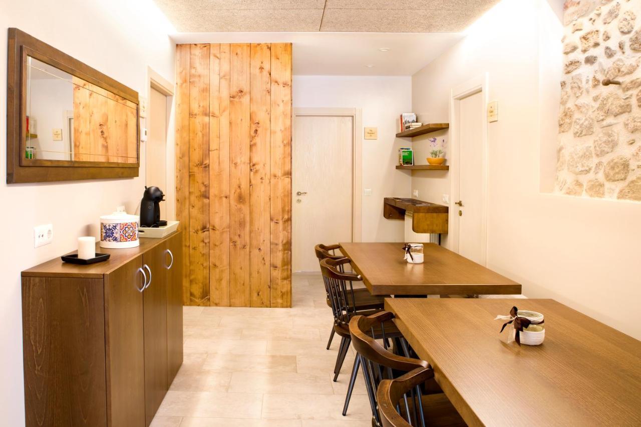 Habitacions Placa Major Santa Pau Zewnętrze zdjęcie
