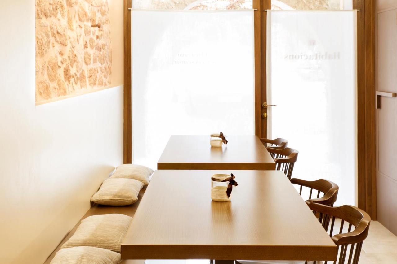Habitacions Placa Major Santa Pau Zewnętrze zdjęcie
