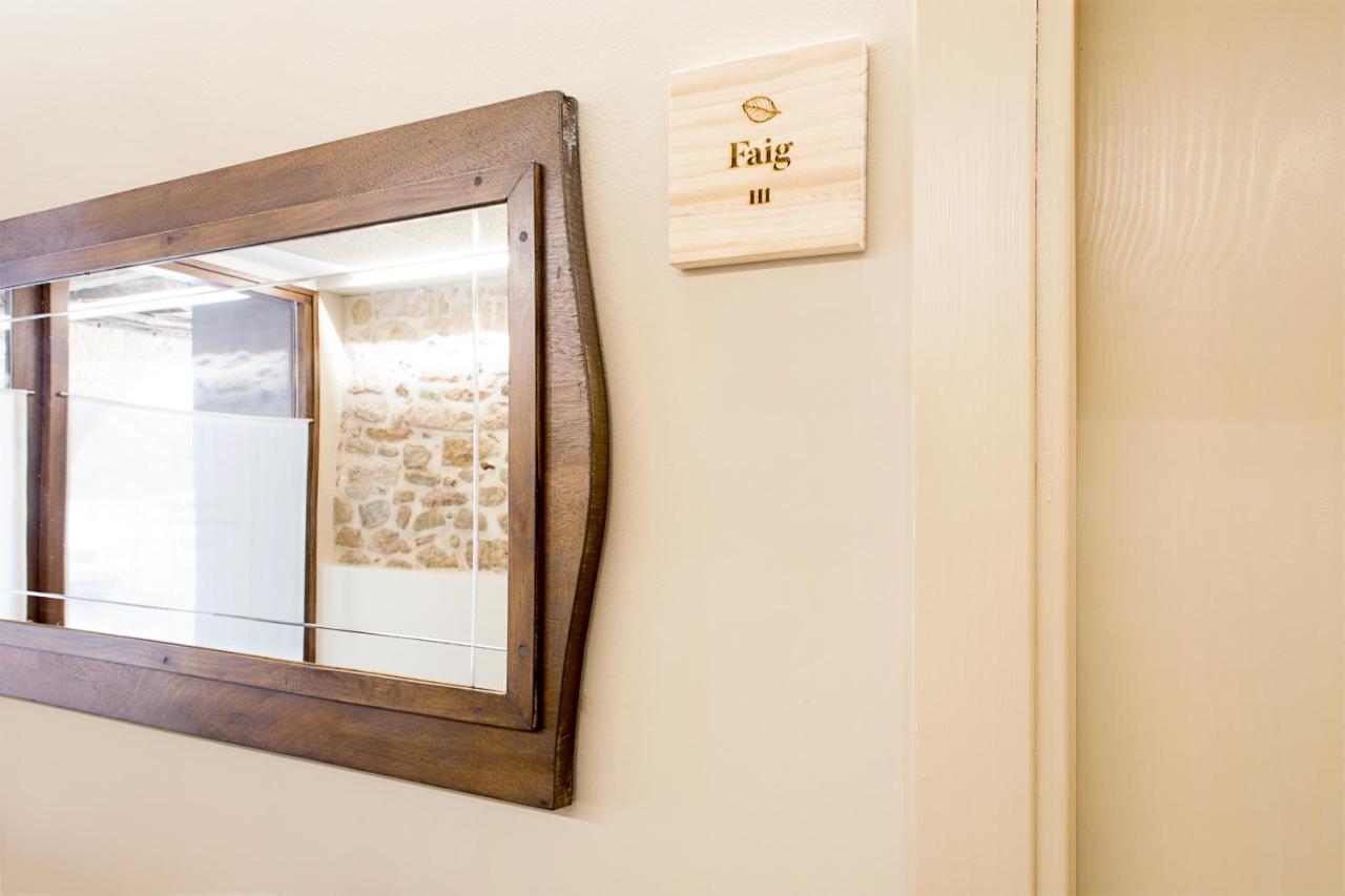 Habitacions Placa Major Santa Pau Zewnętrze zdjęcie